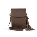 Leren schoudertas met kwast detail, modieus en functioneel accessoire.