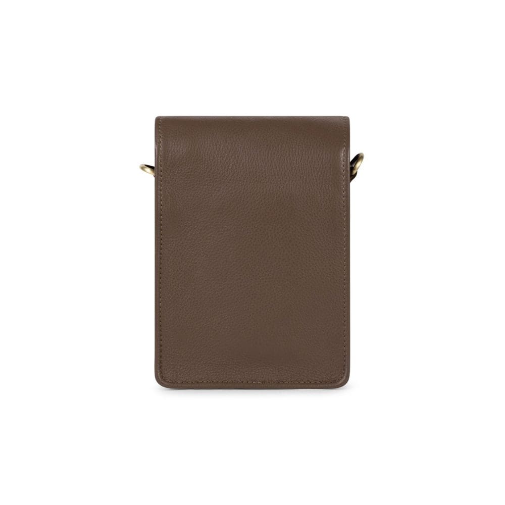 Luxe leren schoudertas voor dames, compact en stijlvol, bruin.